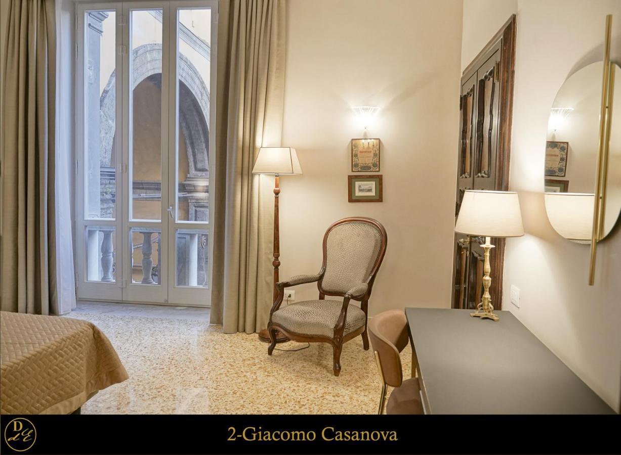 Bed and Breakfast Dimora Donna Elena Nápoles Exterior foto