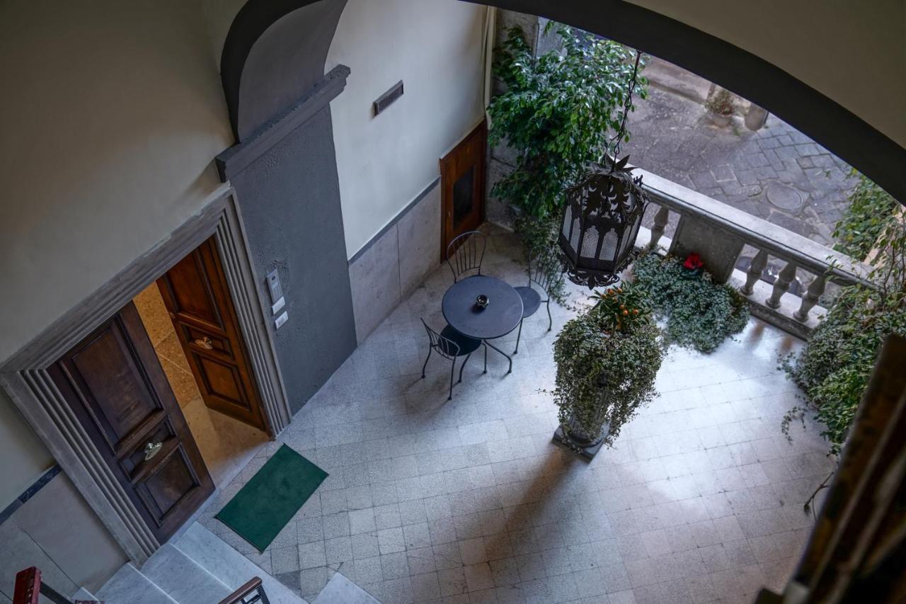 Bed and Breakfast Dimora Donna Elena Nápoles Exterior foto